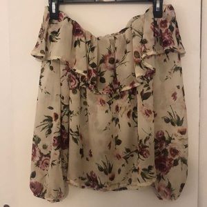 Off-the-shoulder Top